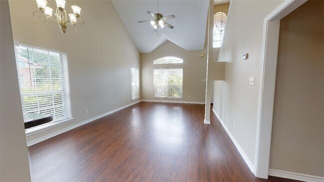 Building Photo - 1621 Park Pl
