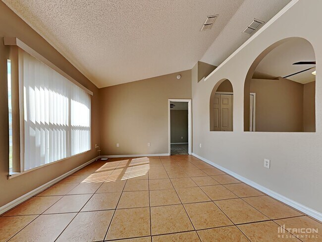 Foto del edificio - 11357 Pickford St