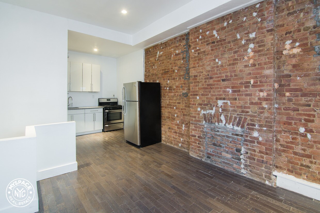 Foto principal - 1238 Bedford Ave
