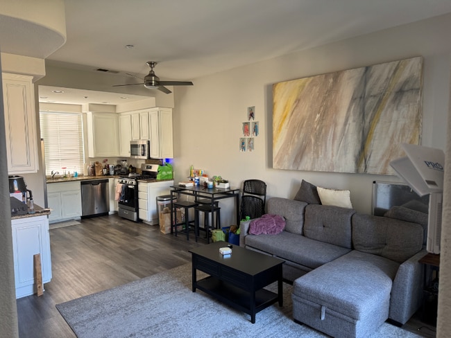 Foto del edificio - 604 Kellogg St