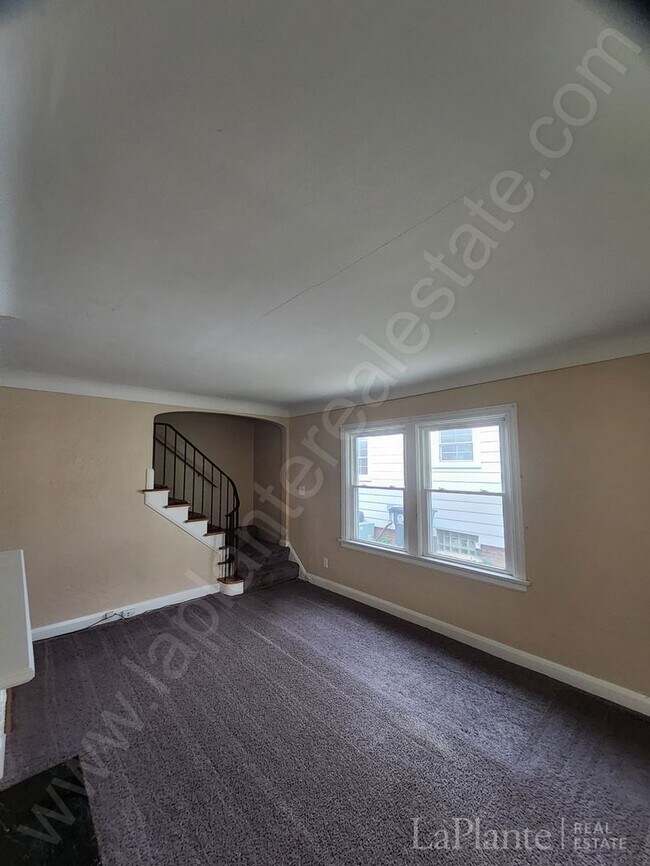 Foto del edificio - Beautiful 3 Bedroom Home for Rent