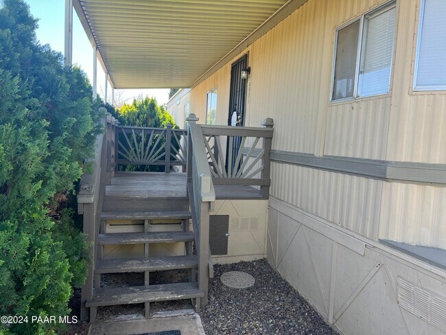 Building Photo - 4800 N Socorro Dr