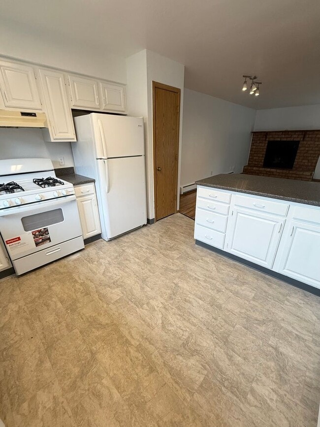 Foto del edificio - West Anchorage| END UNIT | 3BR 2.5BA | Gar...