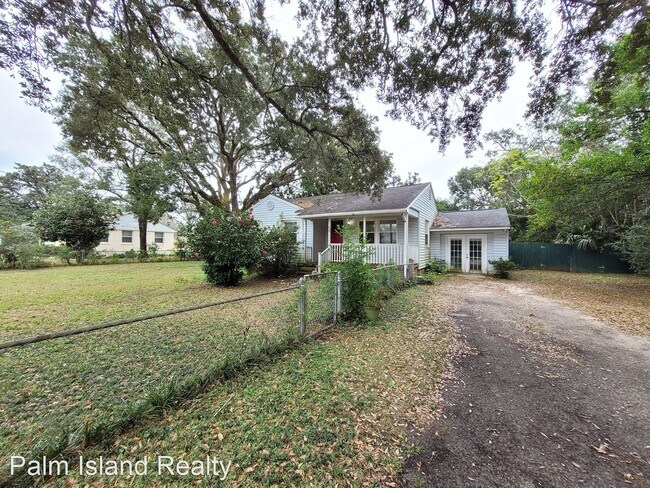 Building Photo - 4 br, 1 bath House - 205 Lakewood Rd