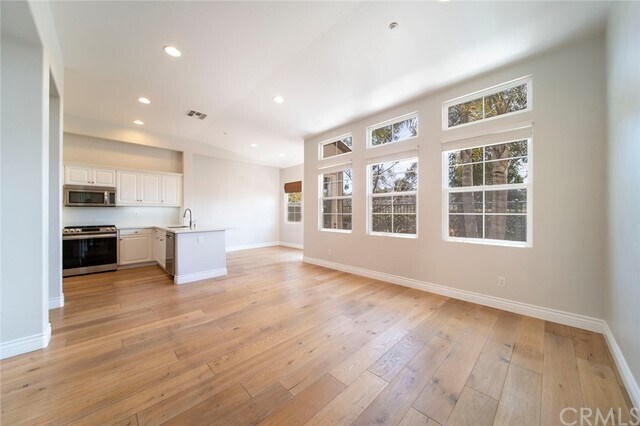 Building Photo - 106 Paseo Vista