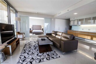 Building Photo - 3726 S Las Vegas Blvd