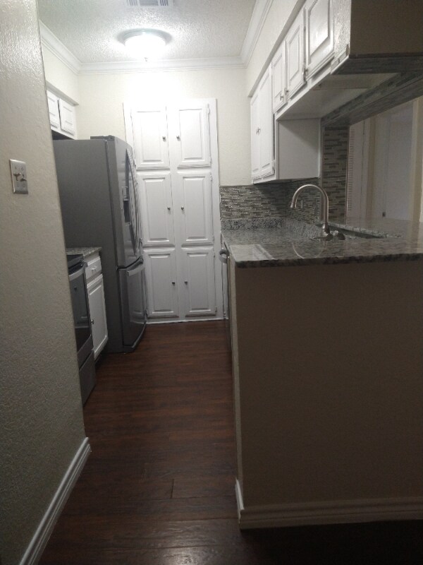 Foto del edificio - 1101 Calico Ln