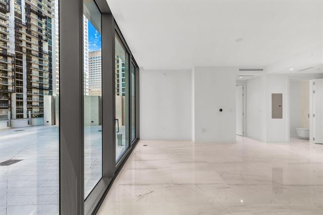 Foto del edificio - 300 Biscayne Blvd Way