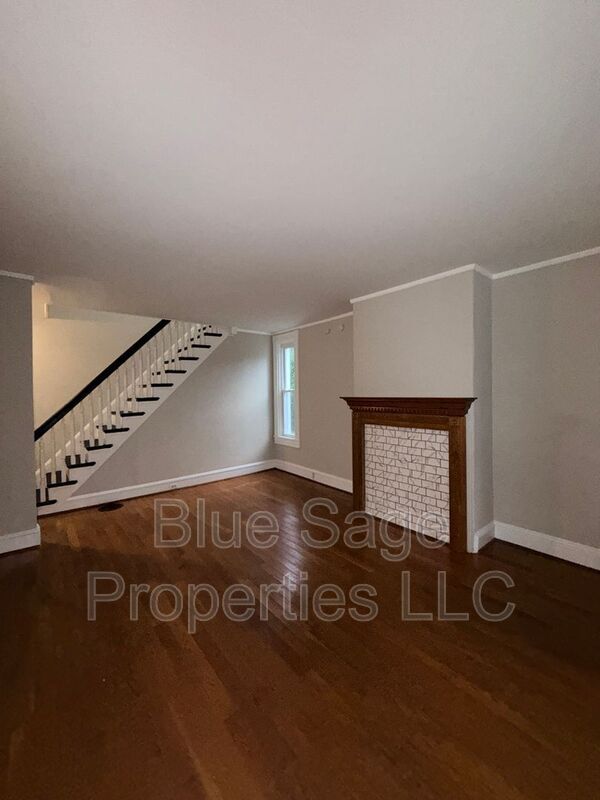 Foto del edificio - 913 8th Ave