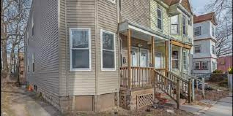 Primary Photo - 32 Linden Ave
