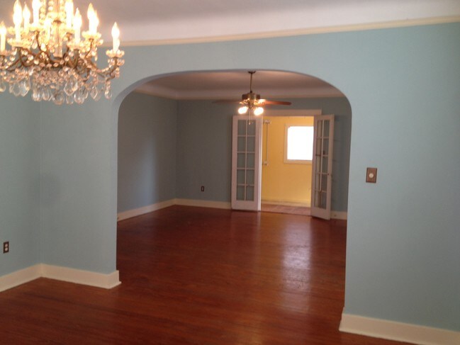 front rooms with study - 2537 Wisteria St