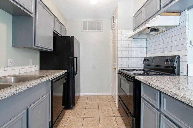 Foto del edificio - 705 Turner St