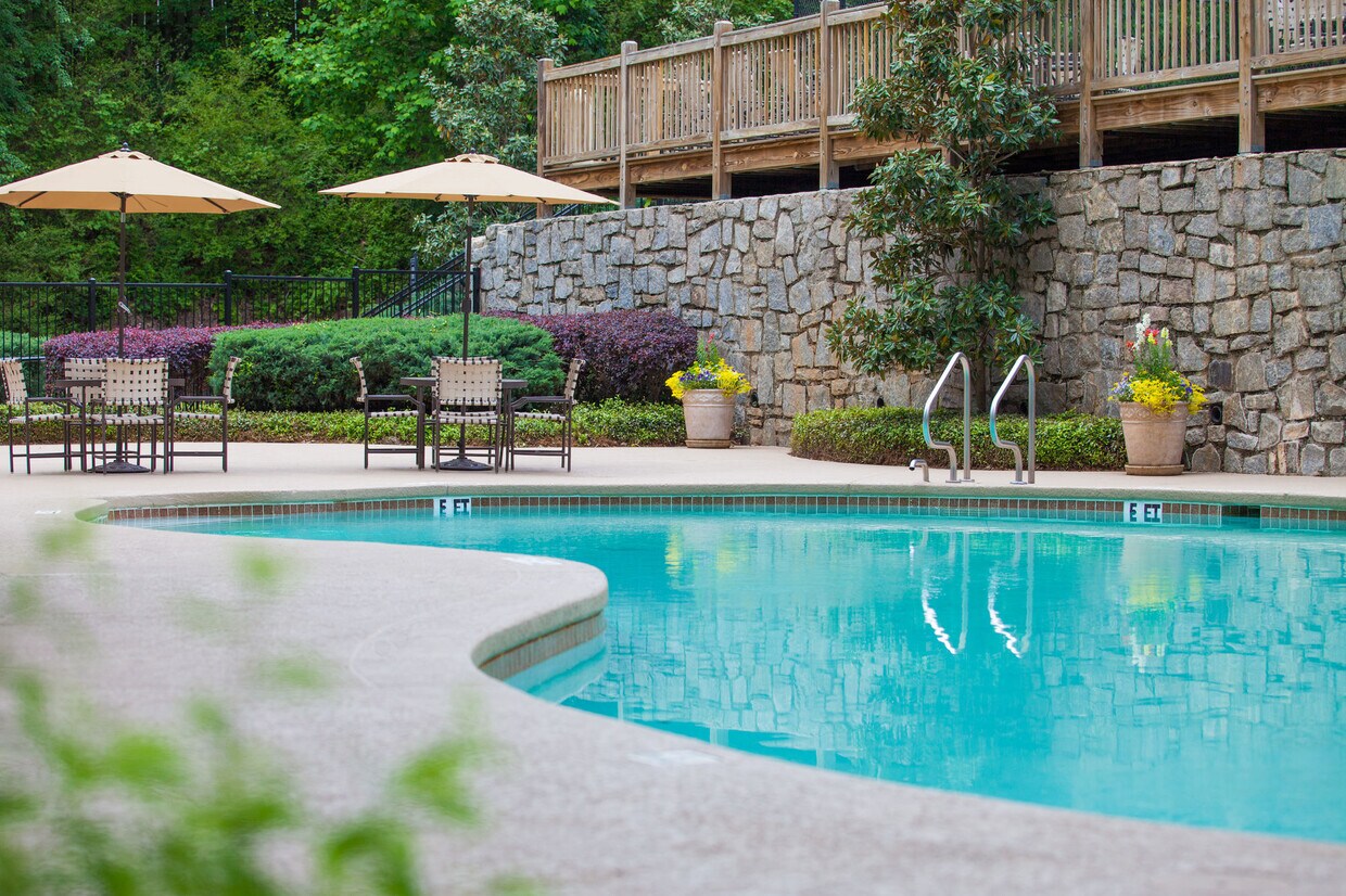 Alder Park Apartments at 8 Cumberland Way SE Smyrna, GA