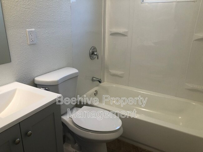 Foto del edificio - 2530 E Atlanta Ave