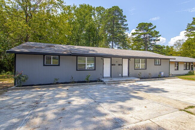 Foto del edificio - Live Better for Less – Updated 2BR Apartment in Benton, AR!