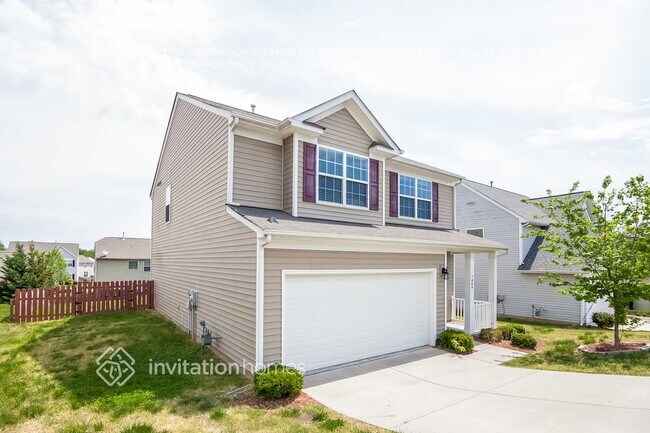 Building Photo - 7004 Dacian Ln