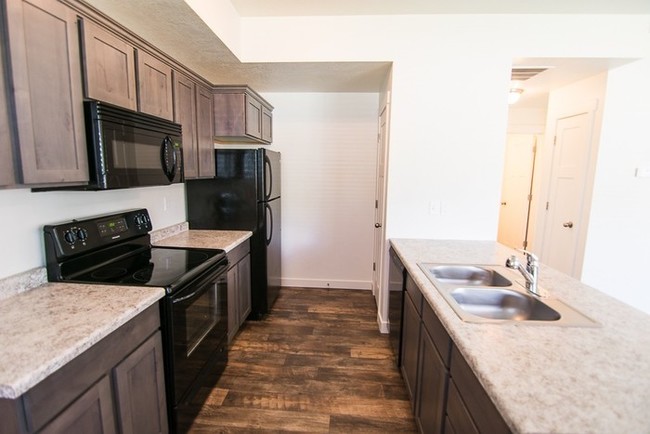 Building Photo - The Meadows-Amazing apartment unit for lease