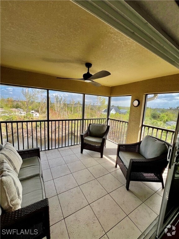 Building Photo - 10091 Lake Cove Dr