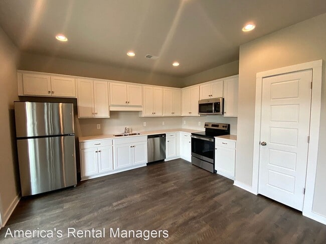 Foto del edificio - 3 br, 2 bath House - 170 Wolf Lane