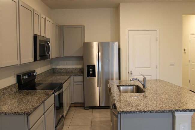 Foto del edificio - 17567 Crescent Moon Lp