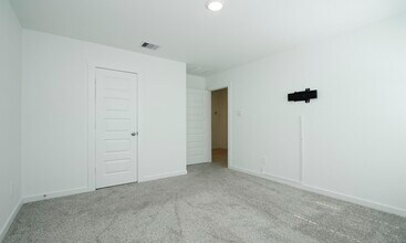 Building Photo - 31707 Melkridge Rd