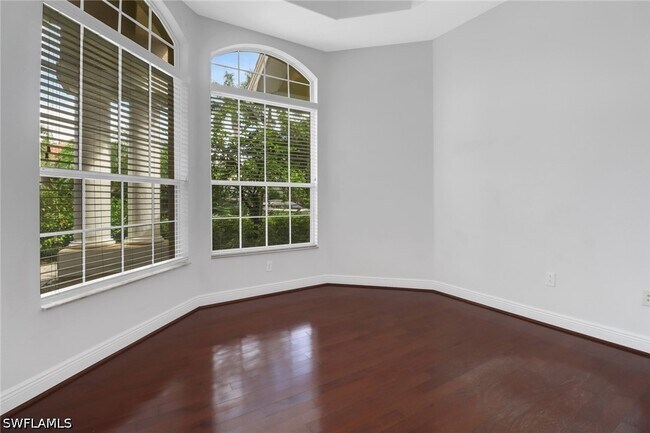 Foto del edificio - 11128 Sierra Palm Ct