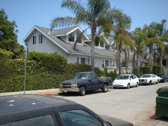 Foto del edificio - 1302 Electric Ave