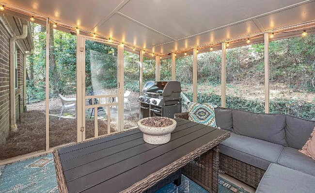 Foto del edificio - 4359 Wilderness Ct
