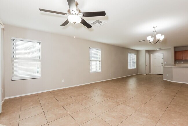 Foto del edificio - 2541 S De Soto Rd