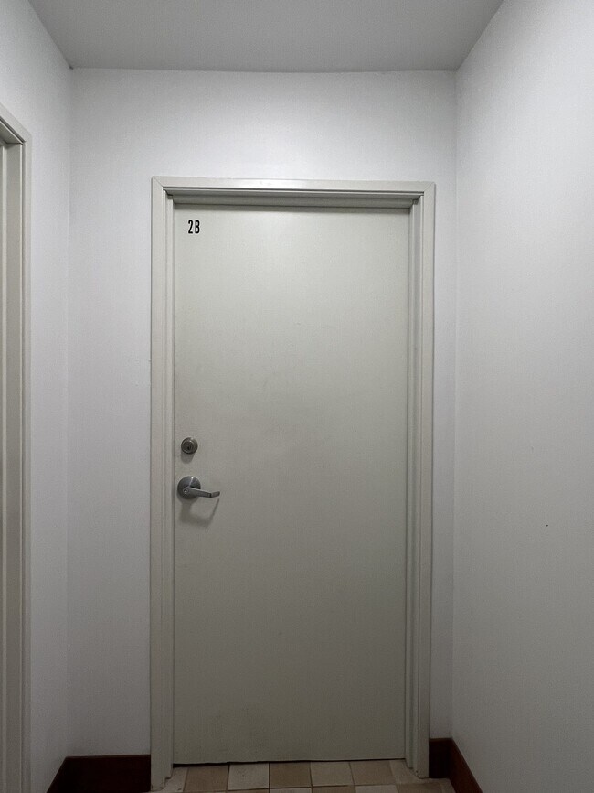Foto del edificio - 2434 Overlook Rd