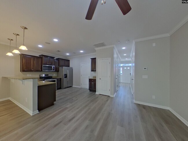 Foto del edificio - 653 Dawsons Park Wy