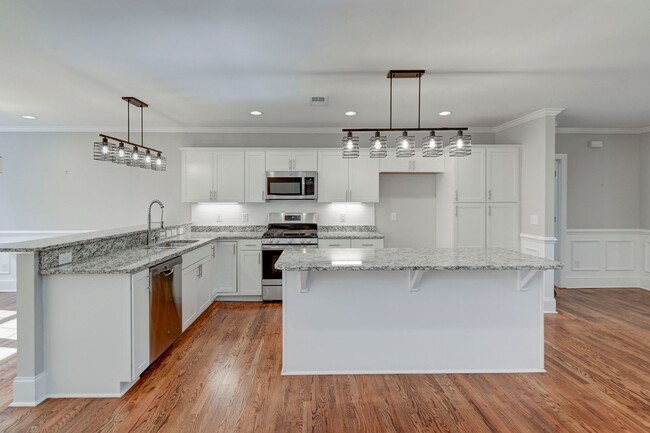 Building Photo - Renovated home in Forest Acres for rent!