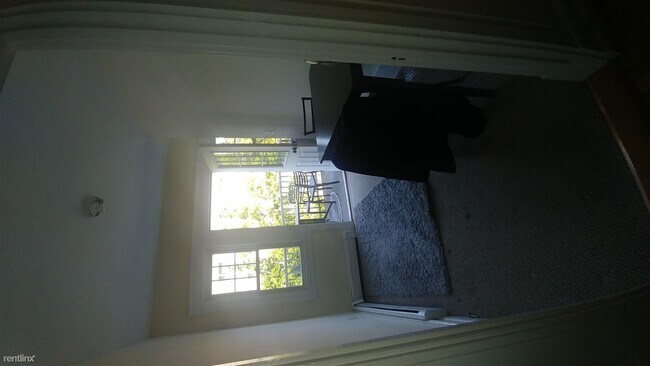 Building Photo - 5 br, 2 bath  - 40 Atherton Rd