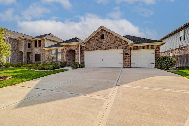 Building Photo - 7919 Chantilly Mnr