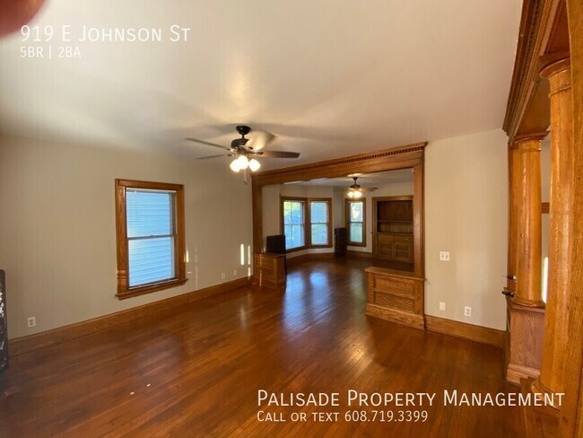 Foto del edificio - 919 E Johnson St