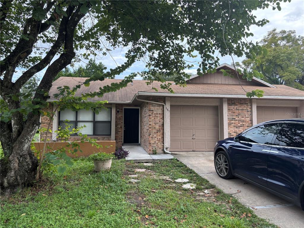 Foto principal - 151 Stefanik Rd