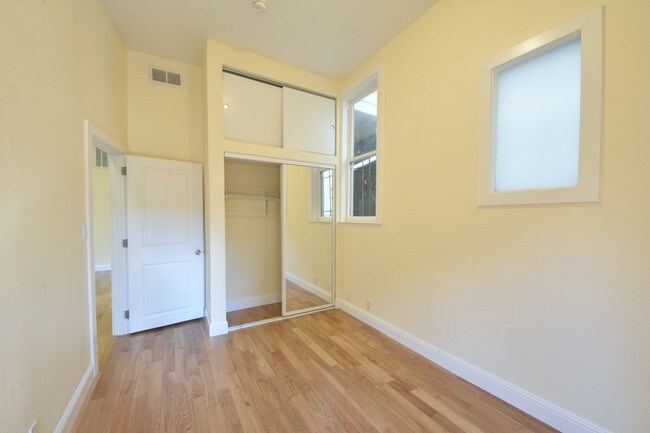 Foto del edificio - 963 Oak St