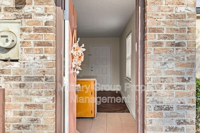Building Photo - 5615 Atlee Ave