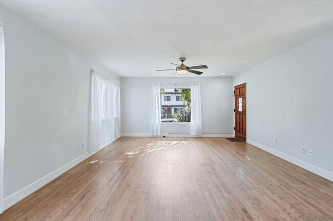Foto del edificio - 5277 Cass St