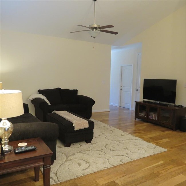 Foto del edificio - 253 E Ivybridge Dr