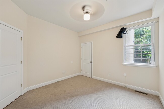 Foto del edificio - 1929 N 18th St