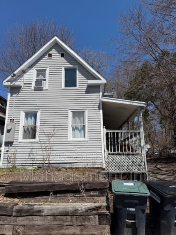 Building Photo - 17 West St