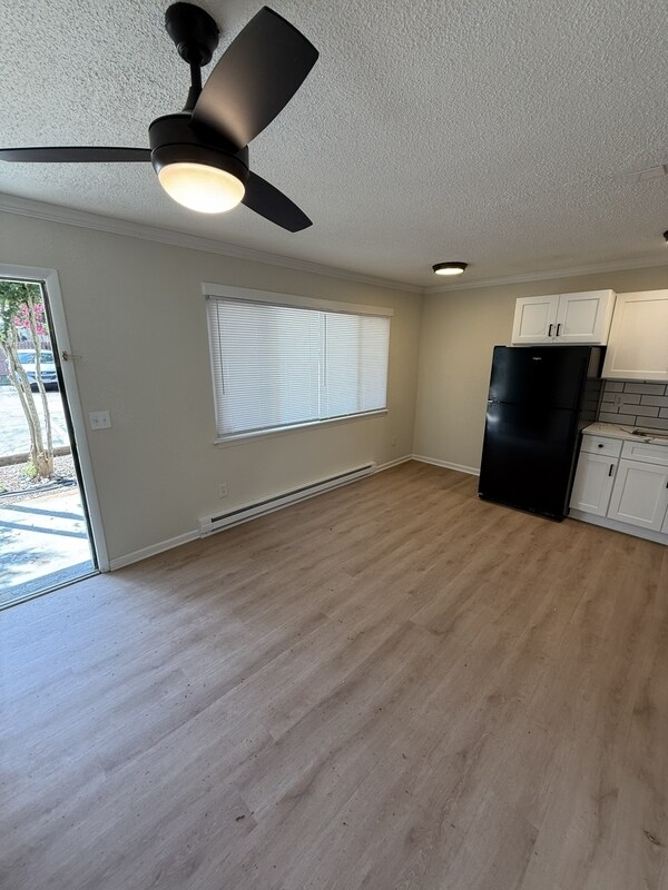 Foto del edificio - 255 W Ocean View Ave