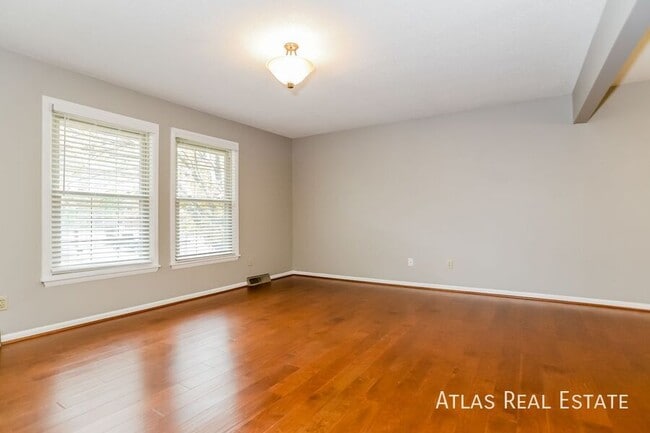 Foto del edificio - 2312 NE 72nd Terrace