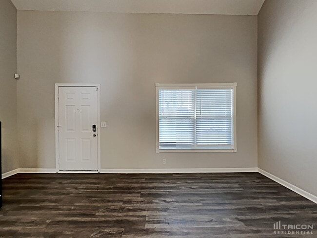 Building Photo - 1218 Melvin Dr