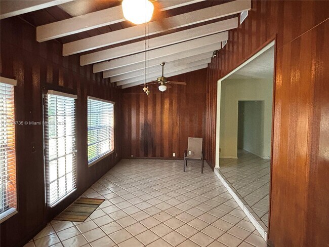 Building Photo - 5951 SW 84th St
