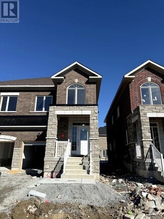 Building Photo - 168 Seguin St