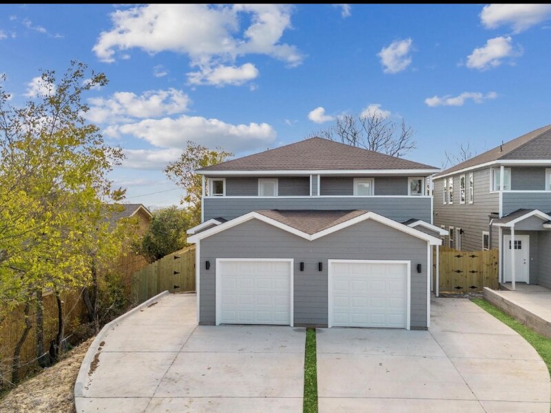 Foto principal - 2502 Oxford Ave