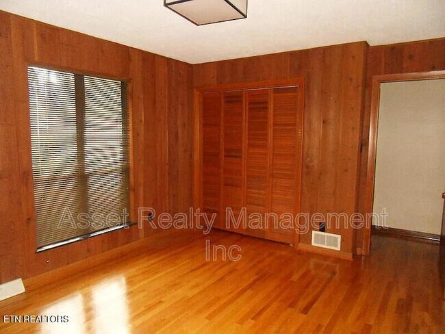 Foto del edificio - 126 Wendover Cir