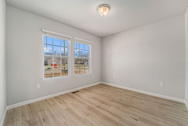 Building Photo - 2409 Richardson Ct